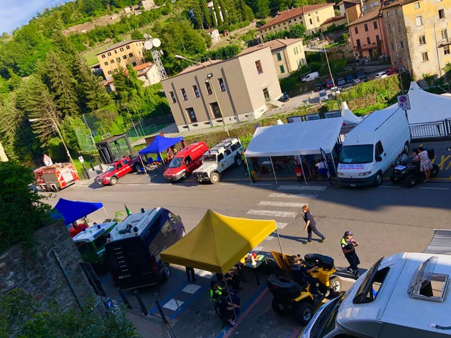 UNA GIORNATA DEDICATA AL VOLONTARIATO E ALLE FORZE DELL’ORDINE