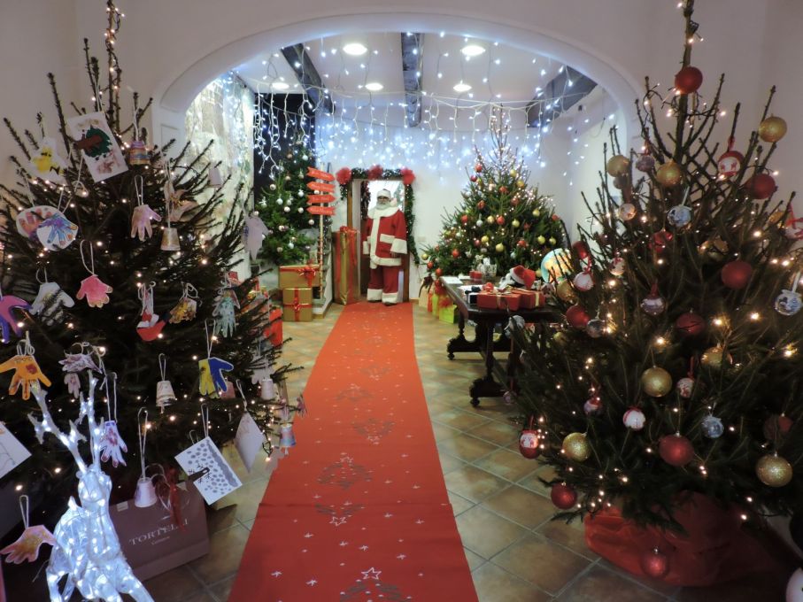 La casa di Babbo Natale pronta a stupire ancora